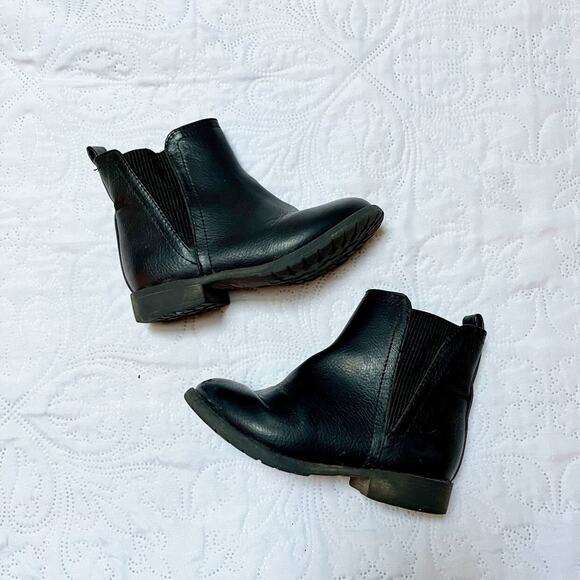 Mini Mia Solid Chelsea Boots Size 11 - Picture 2 of 9